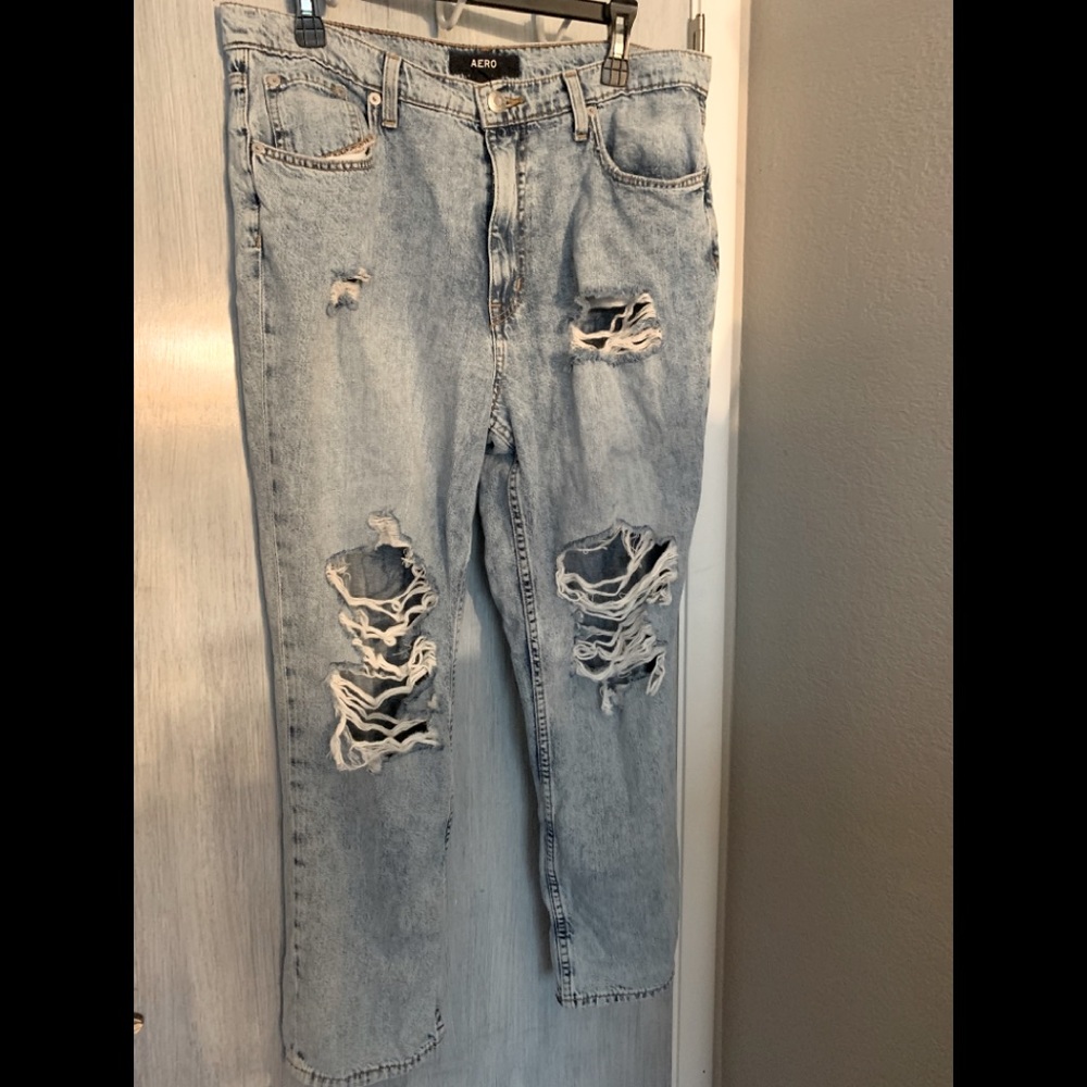 Aero mom jeans